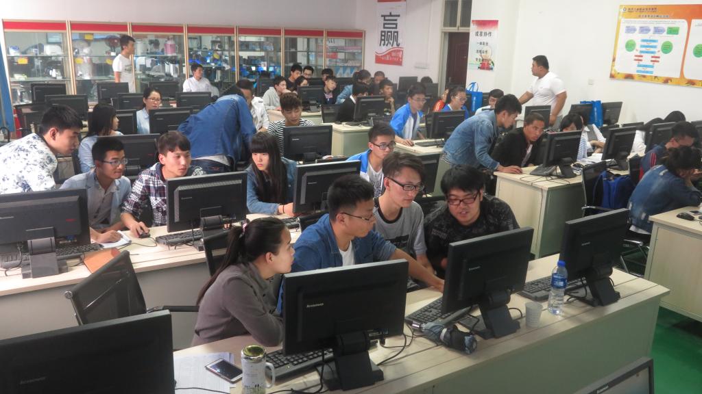 学员团队协作实施项目